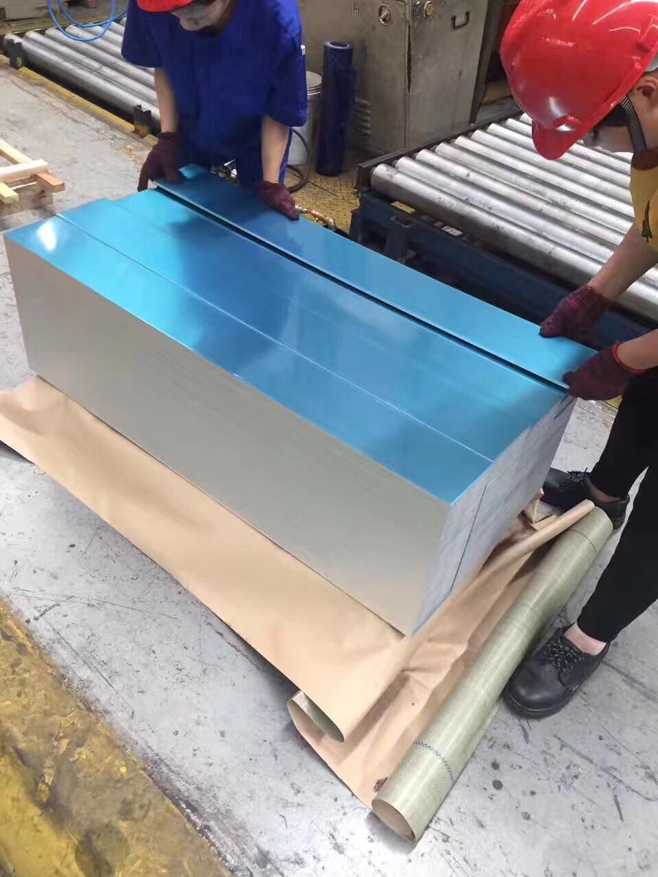 不鏽鋼板貼膜
